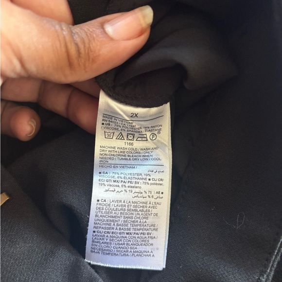 Old Navy Woman’s Plus 2X Black Extra High-Waisted Taylor Trouser Straight Pants - Picture 10 of 10